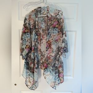 Paradigma | Gwenifer Kimono |  White | S